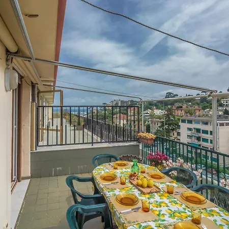 Casa Carla Relax Con Terrazza A Rapallo Exterior photo